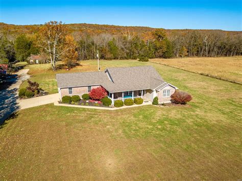 96 acres • $105,000 Cole Camp, <strong>MO</strong>, 65325, Benton County Pamela Dempsey Grand Venture Real Estate VIDEO. . 3 bedroom house for rent with garage st francois co mo